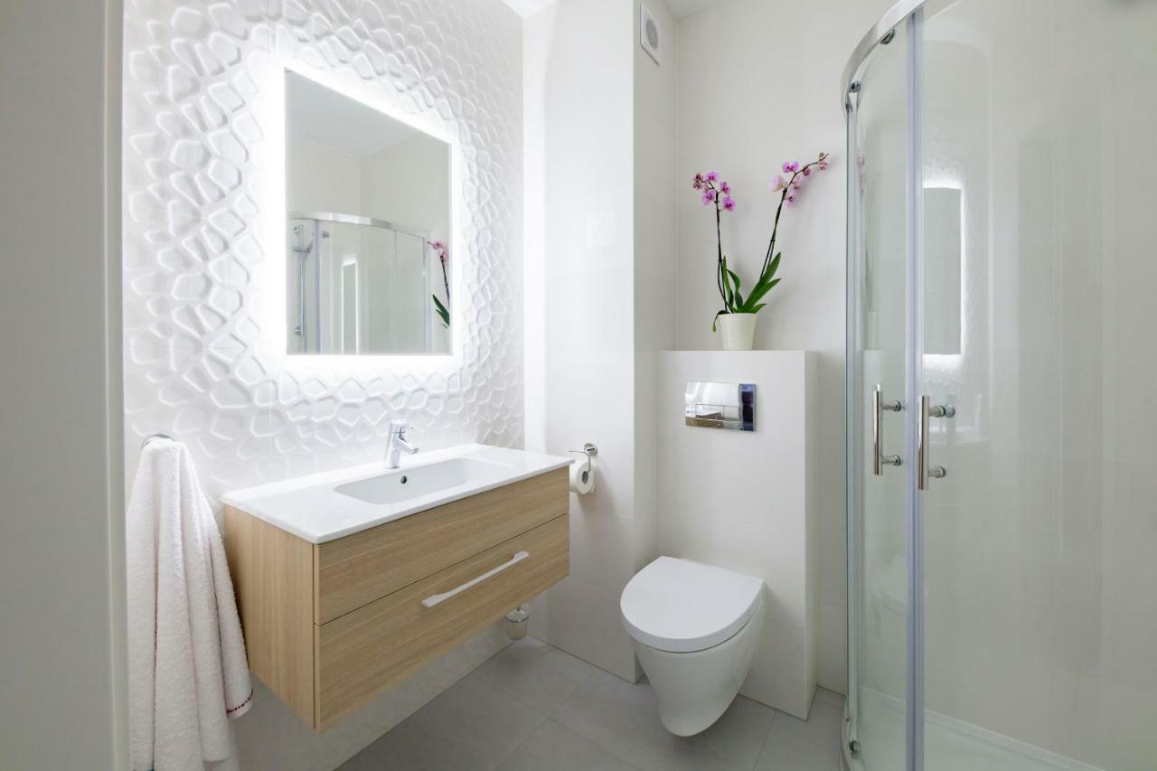 Raval Apartments - Soft Beige Реваль Экстерьер фото